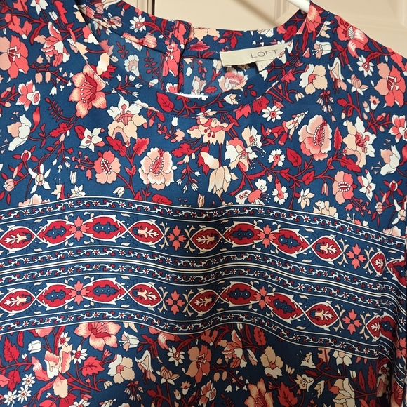 LOFT Blue and Red Floral Blouse - Picture 2 of 6